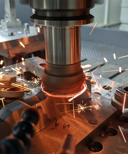 不斷引進(jìn)國(guó)內(nèi)外精湛的制造工藝、技術(shù)設(shè)備